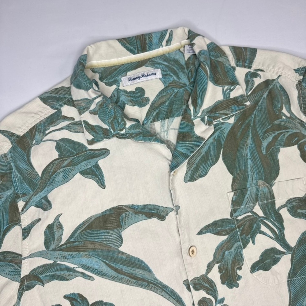Tommy Bahama Silk Hawaiian Shirt Mens XL Cream Floral Tropical‎ Button Down Camp